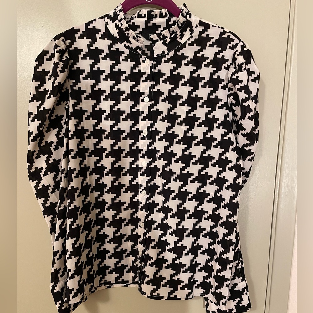 G by Giuliana long sleeve blouse size 8